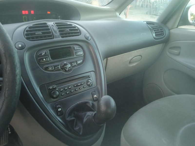 citroën xsara picasso (n68) del año 2003