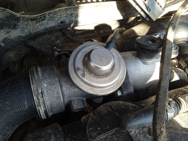 Recambio de valvula egr para seat toledo iii (5p2) 1.9 tdi referencia OEM IAM 03G129637 03G131501A 