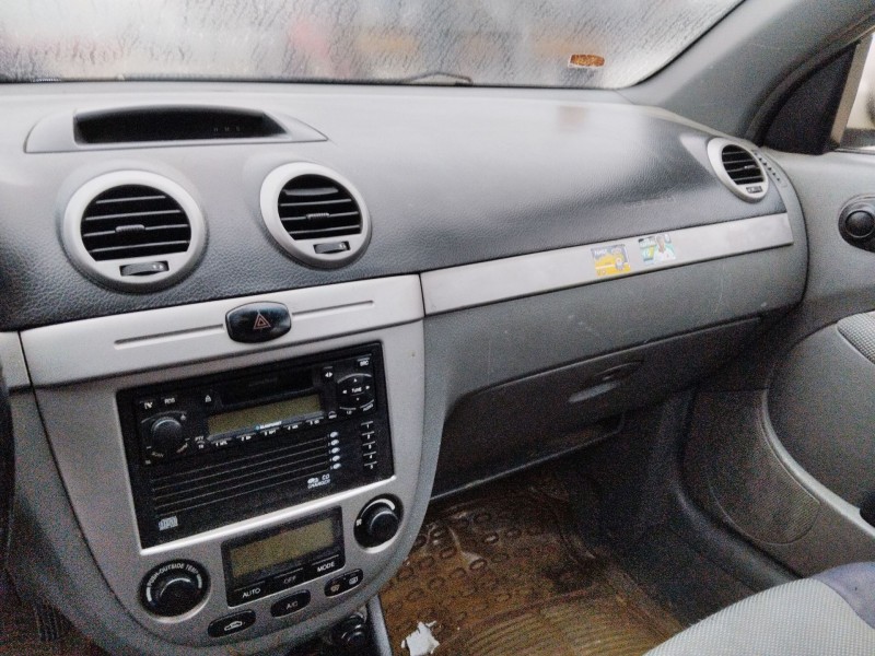 chevrolet lacetti (j200) del año 2006