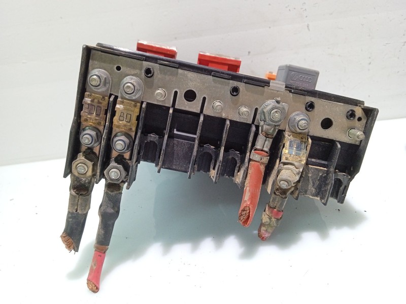 Recambio de caja reles / fusibles para seat toledo iii (5p2) 1.9 tdi referencia OEM IAM 1K0937124K  