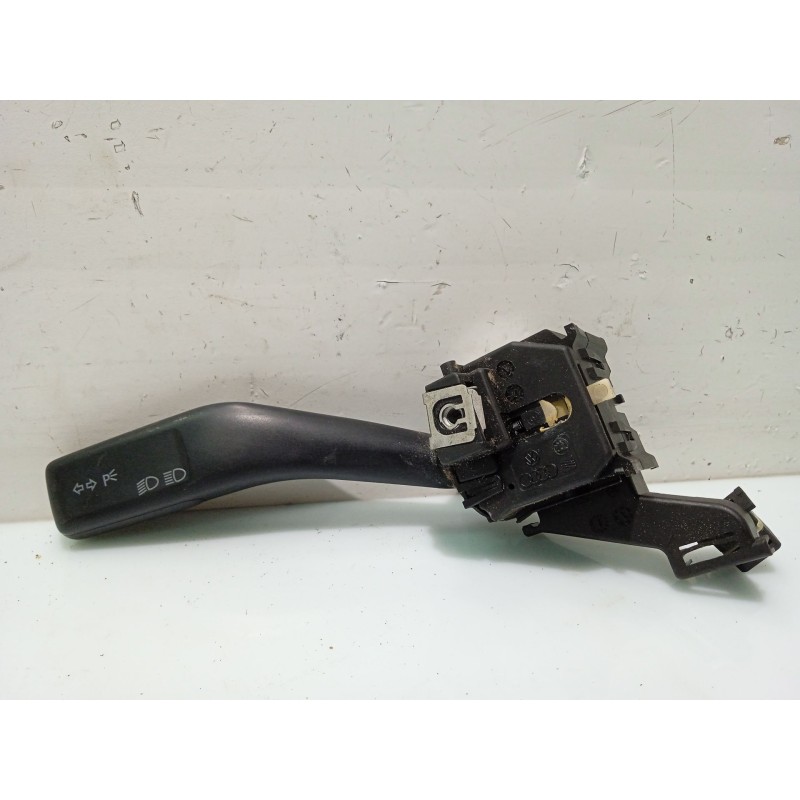 Recambio de mando intermitentes para seat toledo iii (5p2) 1.9 tdi referencia OEM IAM 1K0953513  