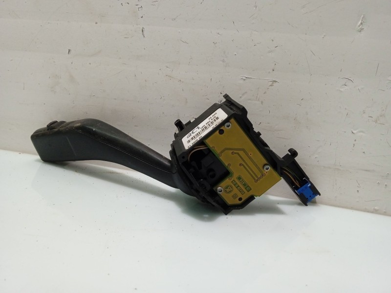 Recambio de mando limpia para seat toledo iii (5p2) 1.9 tdi referencia OEM IAM 1K0953519  