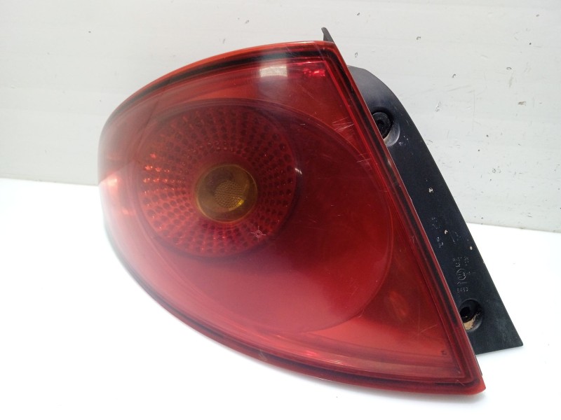 Recambio de piloto trasero izquierdo para seat toledo iii (5p2) 1.9 tdi referencia OEM IAM 5P5945111A  