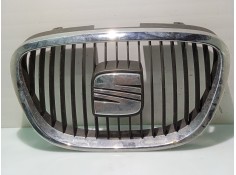 Recambio de rejilla delantera para seat toledo iii (5p2) 1.9 tdi referencia OEM IAM 5P0853654  