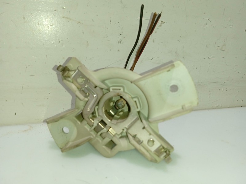 Recambio de portalamparas para seat toledo iii (5p2) 1.9 tdi referencia OEM IAM 5P0945257  