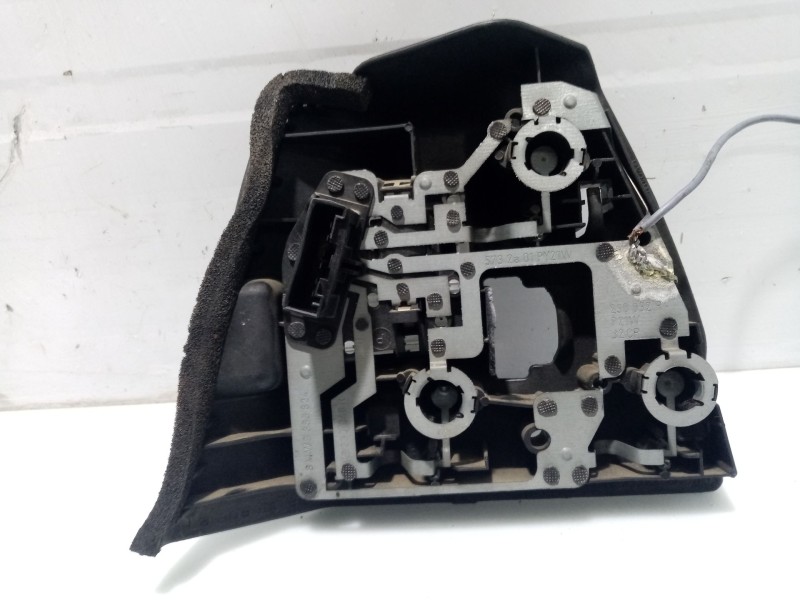 Recambio de portalamparas para bmw 3 (e46) 320 d referencia OEM IAM TRASERODERECHO  