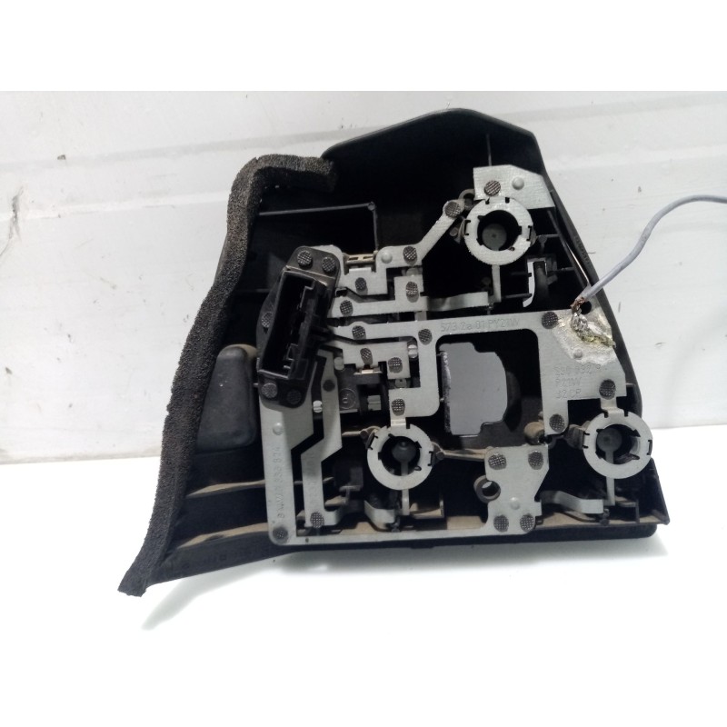 Recambio de portalamparas para bmw 3 (e46) 320 d referencia OEM IAM TRASERODERECHO  