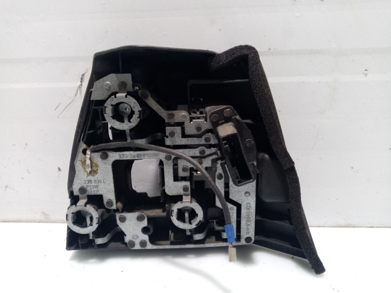 Recambio de portalamparas para bmw 3 (e46) 320 d referencia OEM IAM TRASEROIZQUIERDO  