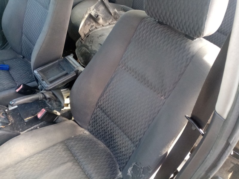 Recambio de asiento delantero izquierdo para bmw 3 (e46) 320 d referencia OEM IAM 52107048428  52108234938