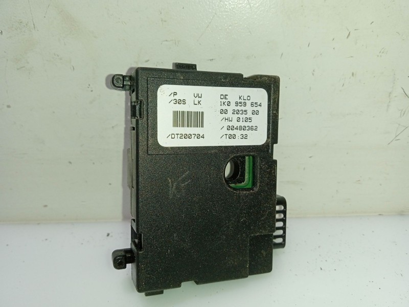 Recambio de sensor para seat toledo iii (5p2) 1.9 tdi referencia OEM IAM 1K0959654  