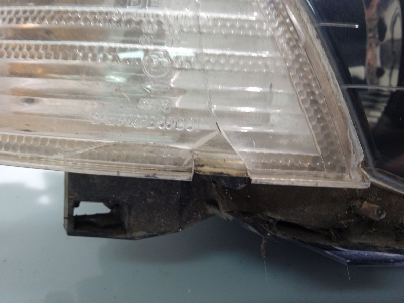 Recambio de faro derecho para bmw 3 (e46) 320 d referencia OEM IAM 63126906494  