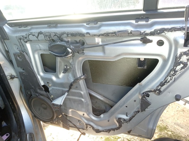 Recambio de elevalunas trasero derecho para rover serie 75 (rj) referencia OEM IAM CVH101180  