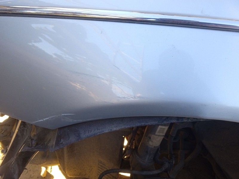 Recambio de aleta delantera izquierda para rover serie 75 (rj) referencia OEM IAM ASB500032  