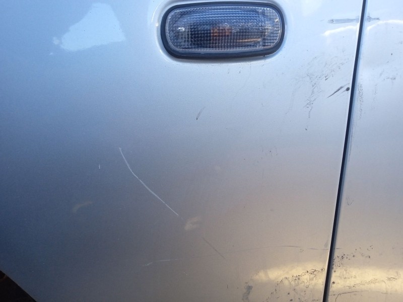 Recambio de aleta delantera izquierda para rover serie 75 (rj) referencia OEM IAM ASB500032  