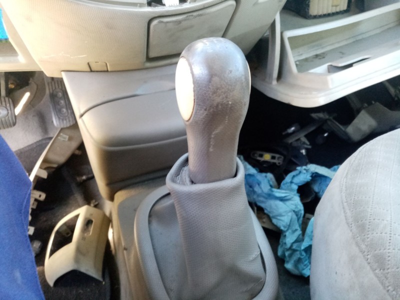 Recambio de palanca cambio para nissan micra iii (k12) 1.4 16v referencia OEM IAM 34108AX220  