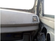 Recambio de rejilla aireadora para nissan micra iii (k12) 1.4 16v referencia OEM IAM 68760AX700   2