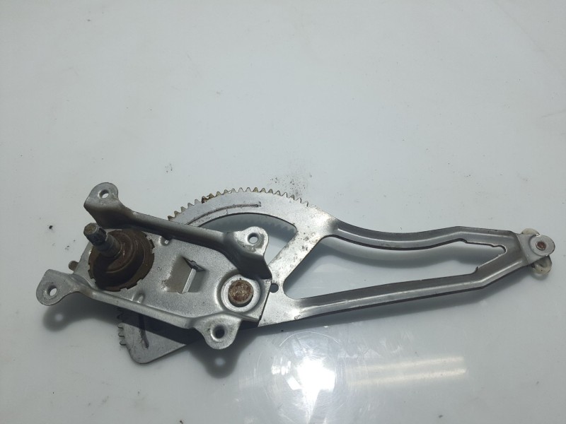 Recambio de elevalunas trasero izquierdo para opel astra g berlina referencia OEM IAM 90521871  