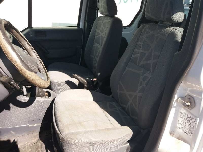 ford tourneo connect (tc7) kombi trend corta (2009)   |   04.09 - 12.13 | 2009 - 2013 | 90 cv / 66 kw del año 2009