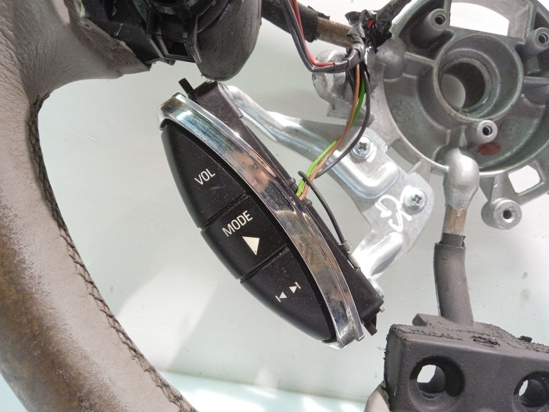 Recambio de volante para rover serie 75 (rj) referencia OEM IAM 44623IMP  