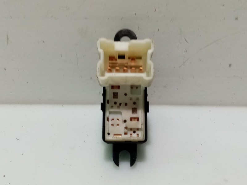 Recambio de interruptor para nissan micra iii (k12) 1.4 16v referencia OEM IAM 25411AX610  