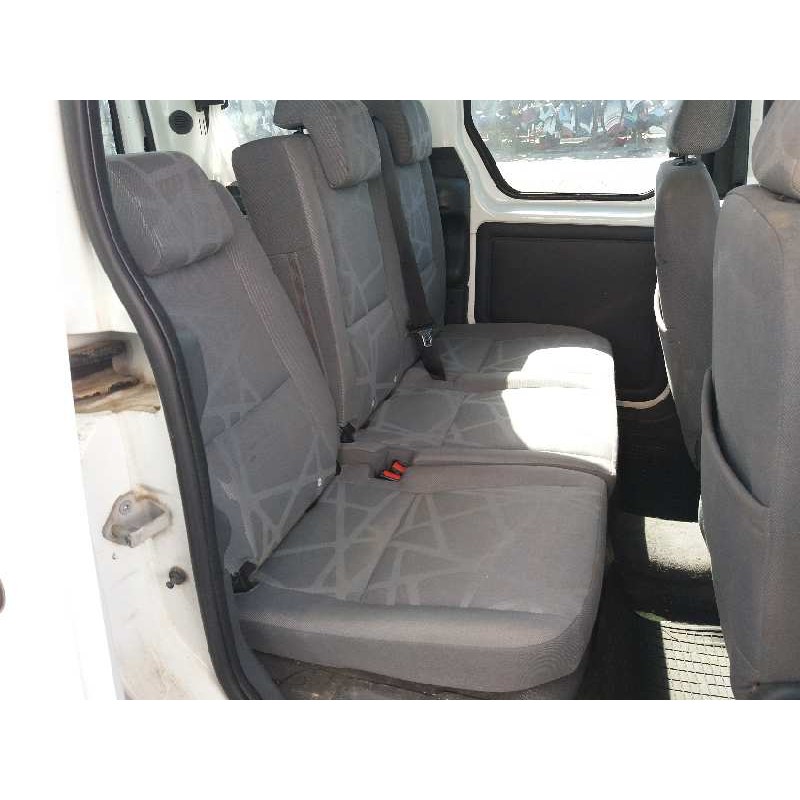 ford tourneo connect (tc7) kombi trend corta (2009)   |   04.09 - 12.13 | 2009 - 2013 | 90 cv / 66 kw del año 2009