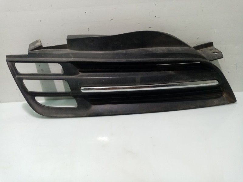 Recambio de moldura para nissan micra iii (k12) 1.4 16v referencia OEM IAM 62320AX600  