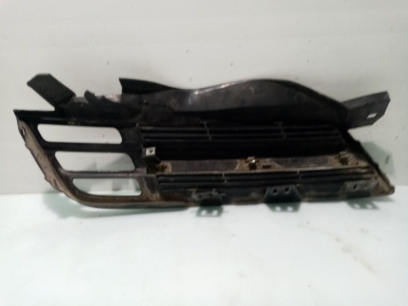 Recambio de moldura para nissan micra iii (k12) 1.4 16v referencia OEM IAM 62330AX600  