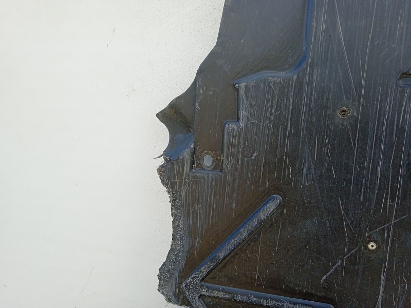 Recambio de cubrecarter para rover serie 75 (rj) referencia OEM IAM 204D2  