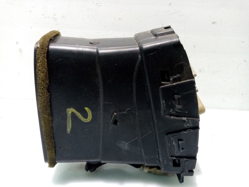 Recambio de rejilla aireadora para nissan micra iii (k12) 1.4 16v referencia OEM IAM 68751AX600  