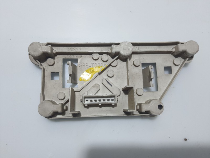 Recambio de portalamparas para toyota avensis t22 referencia OEM IAM 8156505090  034N4P