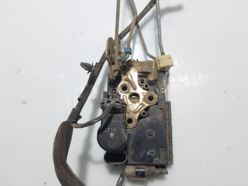 Recambio de cerradura puerta delantera derecha para daewoo kalos (klas) 1.4 referencia OEM IAM 96272644  