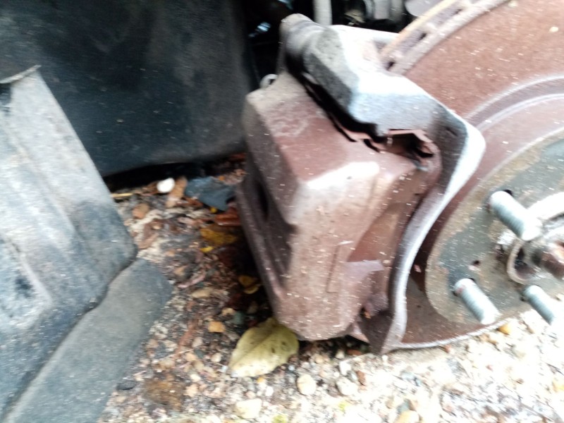 Recambio de pinza freno delantera izquierda para toyota prius (nhw20) 1.5 cat referencia OEM IAM 4775047050  