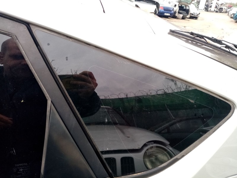 Recambio de luna custodia trasera izquierda para toyota prius (nhw20) 1.5 cat referencia OEM IAM 6272047011  