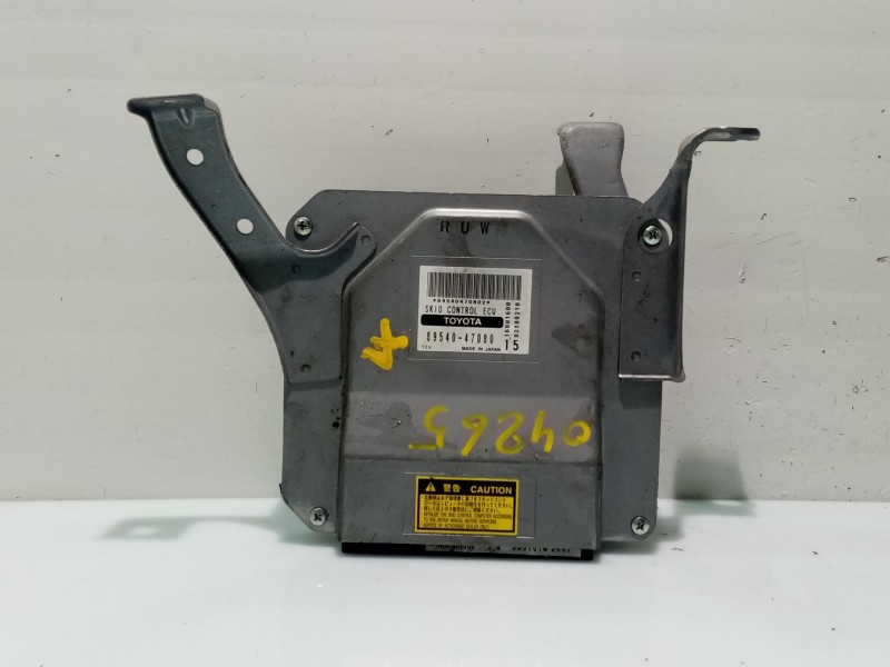Recambio de modulo electronico para toyota prius (nhw20) 1.5 cat referencia OEM IAM 8954047080  