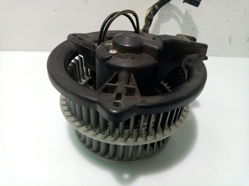 Recambio de motor calefaccion para toyota prius (nhw20) 1.5 cat referencia OEM IAM 1940001390  8710347020