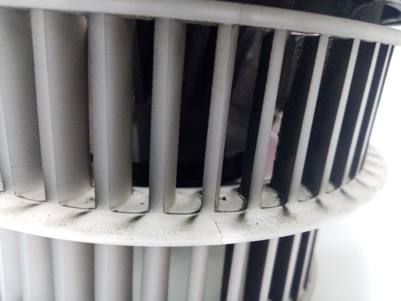 Recambio de motor calefaccion para toyota prius (nhw20) 1.5 cat referencia OEM IAM 1940001390  8710347020