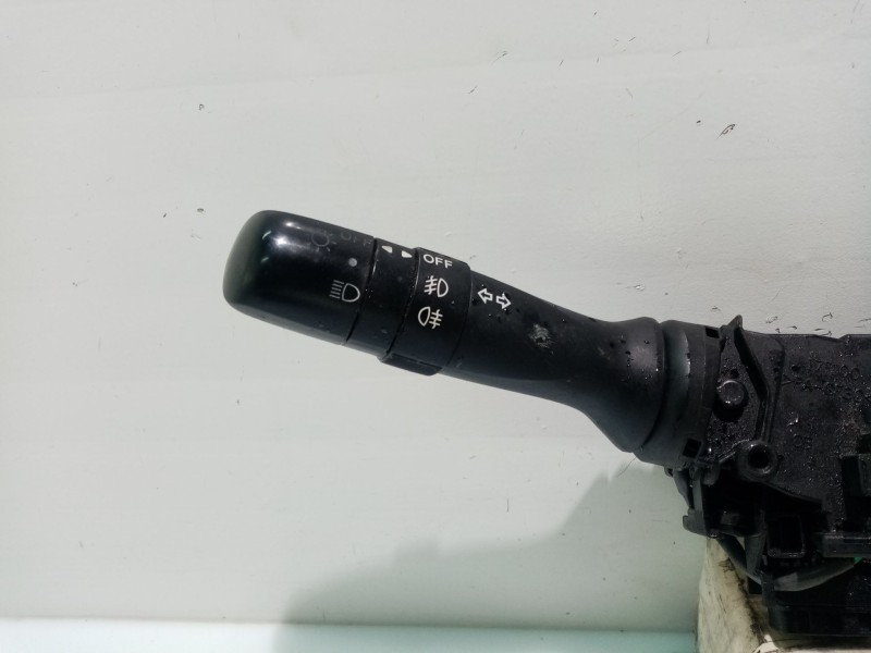 Recambio de mando luces para toyota prius (nhw20) 1.5 cat referencia OEM IAM 8414047090  