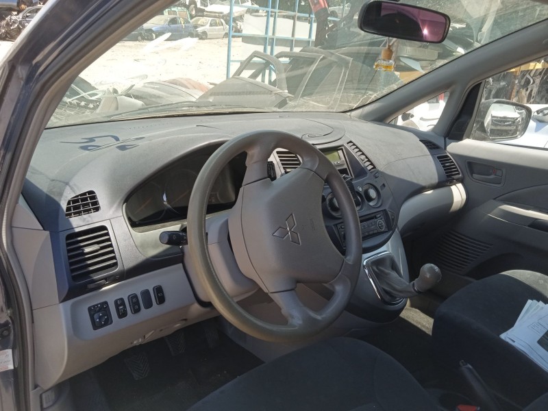 mitsubishi grandis (na_w) del año 2005