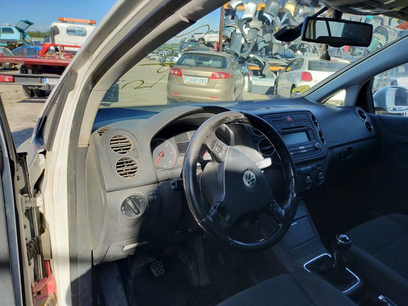 vw golf v (1k1) del año 2005