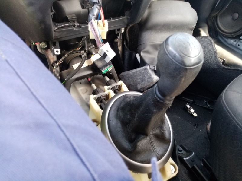 Recambio de palanca cambio para hyundai i20 i (pb, pbt) 1.1 crdi referencia OEM IAM 437001J300RY  