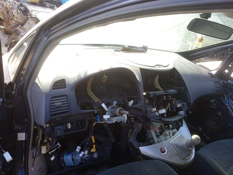 Recambio de salpicadero para mitsubishi grandis (na_w) 2.4 mivec (na4w) referencia OEM IAM MN151910VB  