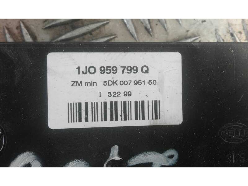 Recambio de modulo electronico para volkswagen passat berlina (3b2) comfortline   |   09.96 - 12.00 | 1996 - 2000 | 125 cv / 92 