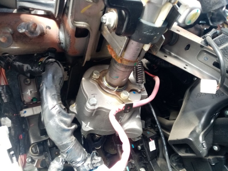 Recambio de columna direccion para hyundai i20 i (pb, pbt) 1.1 crdi referencia OEM IAM 563101J810  