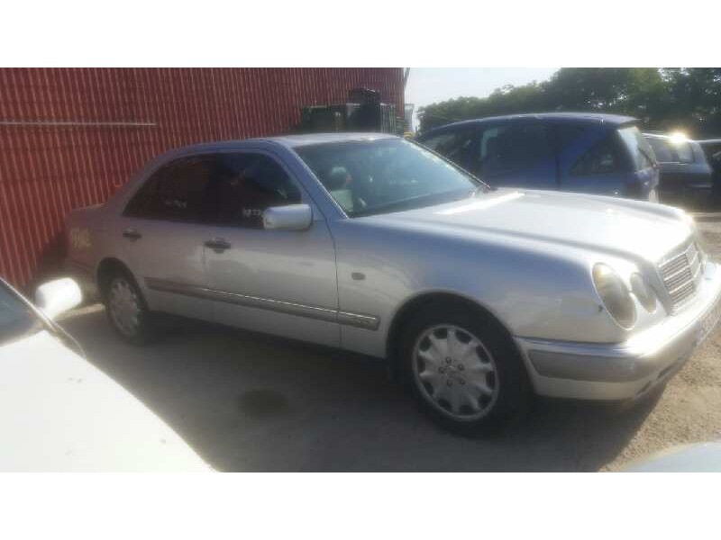 mercedes clase e (w210) berlina diesel 300 turbodiesel (210.025)   |   03.97 - 12.99 | 1997 - 1999 | 177 cv / 130 kw del año 199