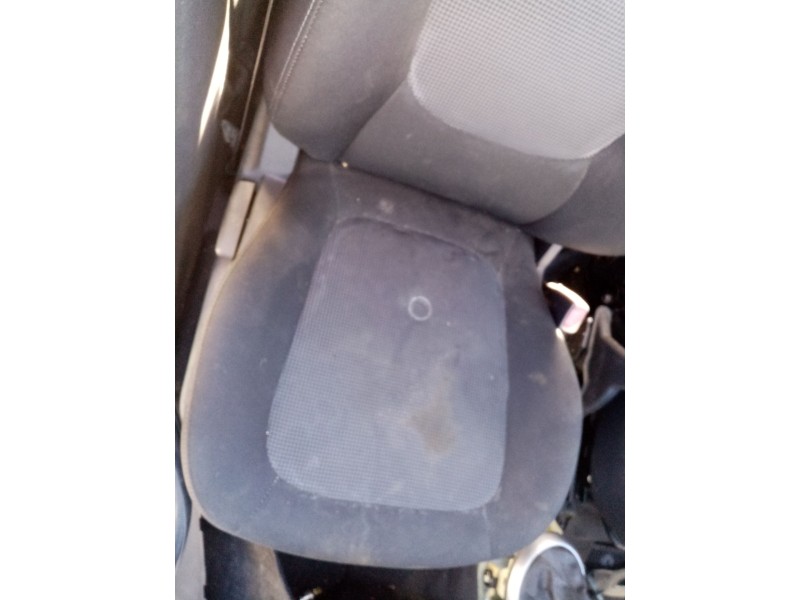 Recambio de asiento delantero derecho para hyundai i20 i (pb, pbt) 1.1 crdi referencia OEM IAM 884004P310PCL  882004P200PCL