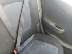 Recambio de cinturon seguridad trasero izquierdo para hyundai i20 i (pb, pbt) 1.1 crdi referencia OEM IAM 898101J000OM  