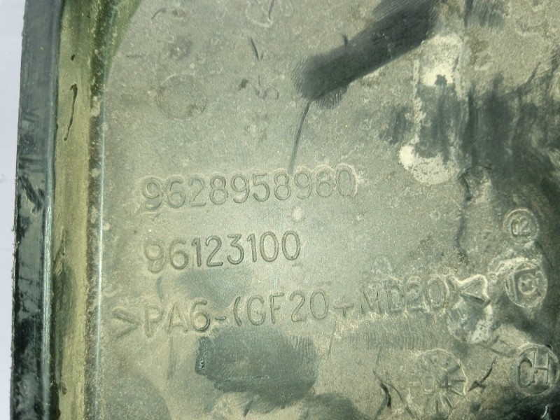 Recambio de moldura para suzuki vitara (et) hdi (se 420hdi) referencia OEM IAM 9628958980 1138386CT0 