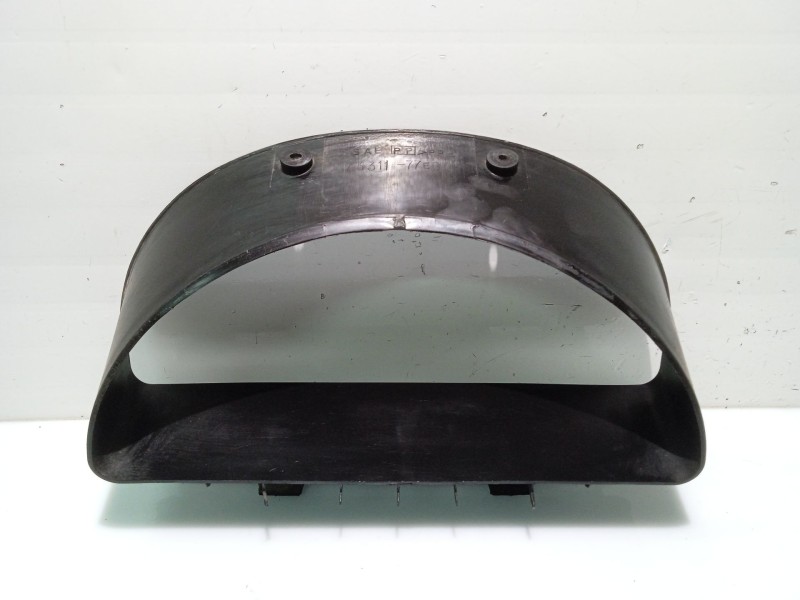 Recambio de moldura para suzuki vitara (et) hdi (se 420hdi) referencia OEM IAM 7331177E00  