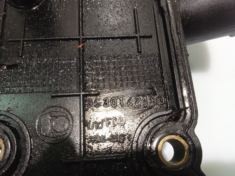 Recambio de tapa balancines para suzuki vitara (et) hdi (se 420hdi) referencia OEM IAM 9630142180 1117086CT2 1117086CT0