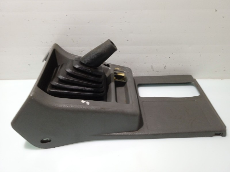 Recambio de consola central para suzuki vitara (et) hdi (se 420hdi) referencia OEM IAM 7391162A20 7391162A20T01 